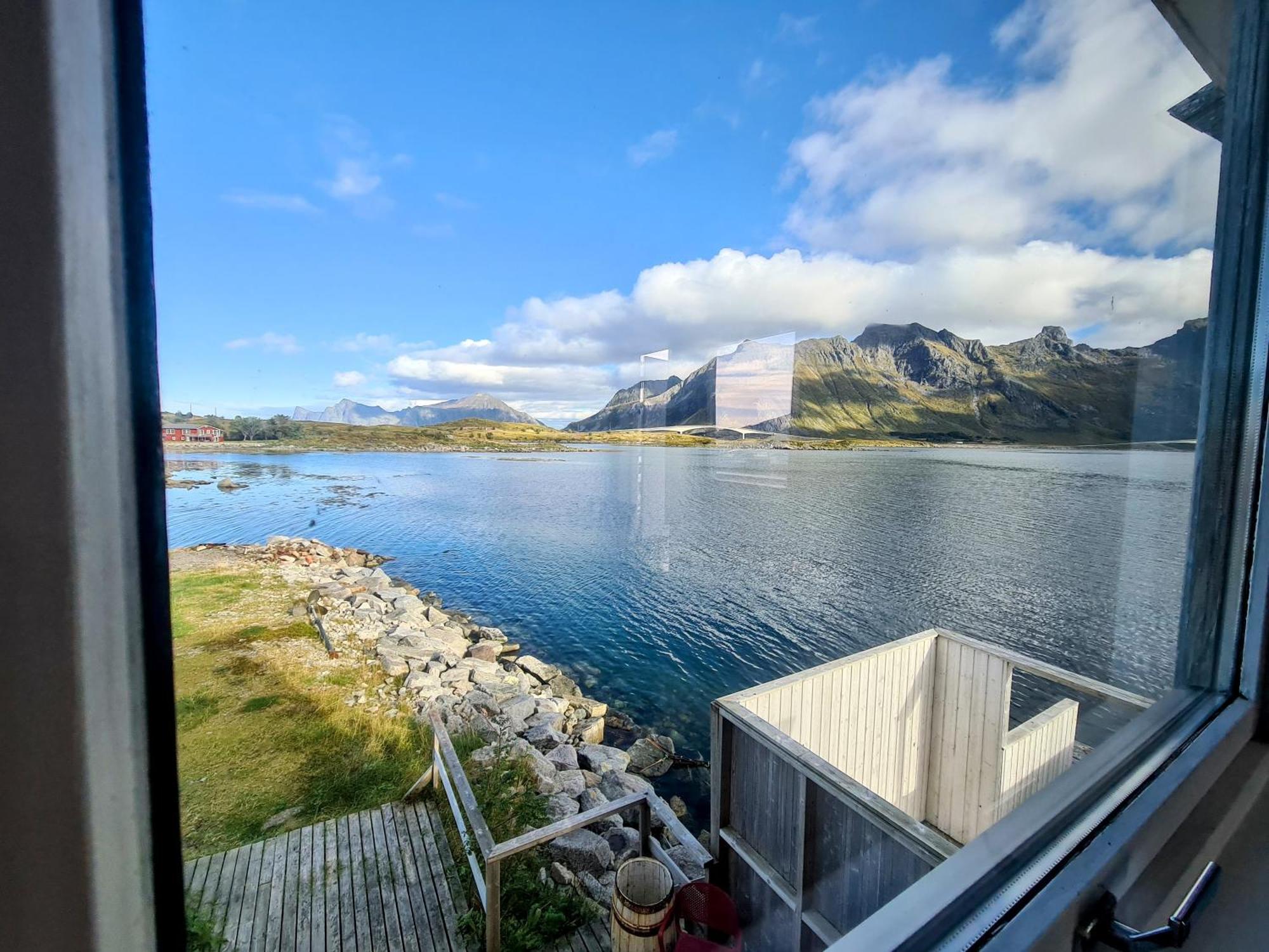 Lydersen Rorbuer Hostel & Apartments Fredvang Exterior photo