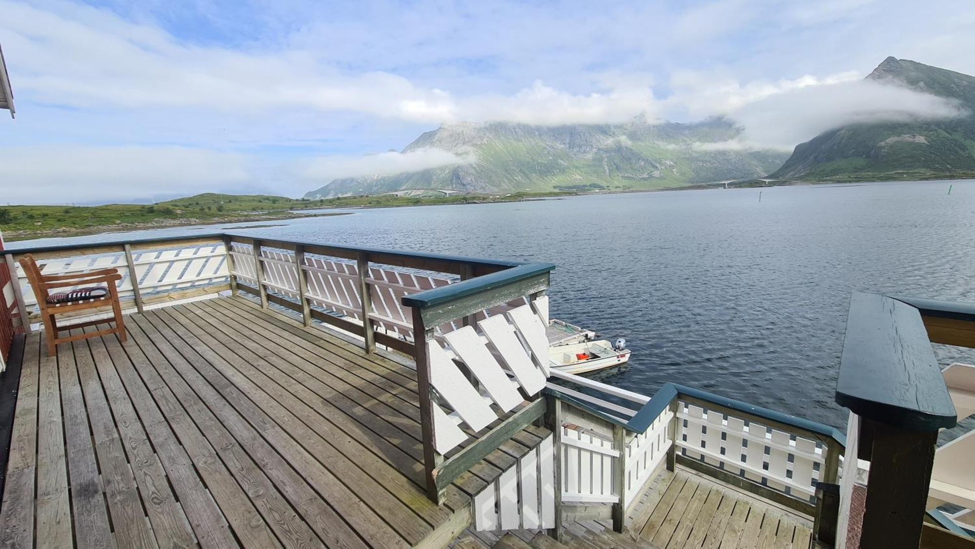 Lydersen Rorbuer Hostel & Apartments Fredvang Exterior photo